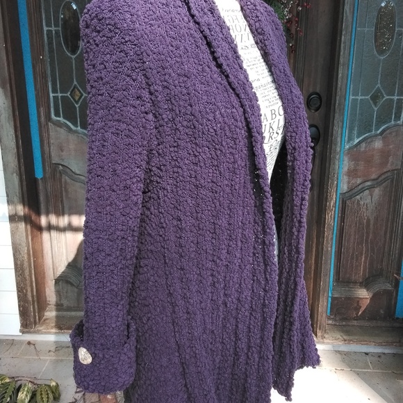 Women's EUC BCBGMAXAZRIA Purple long sleeve textured Cardigan Sz P/M - Picture 2 of 6